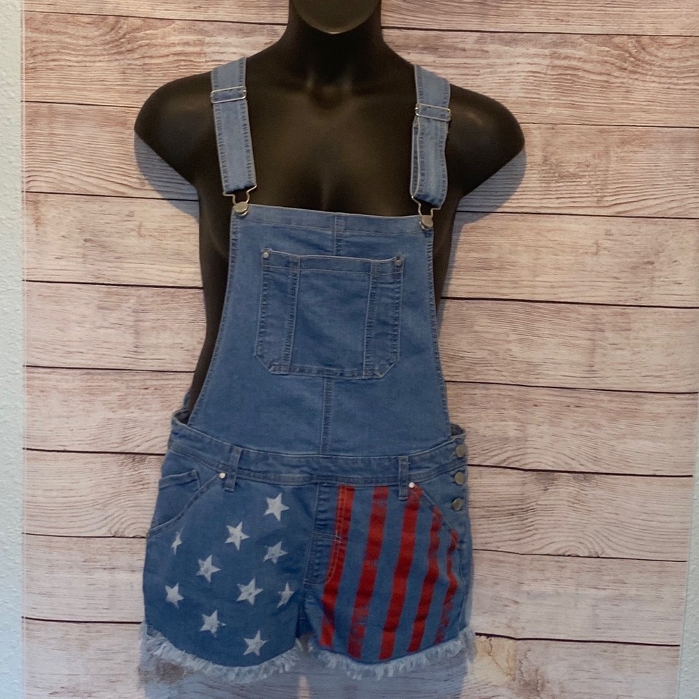 Tinseltown Stars & Stripes Short Overalls Size XL